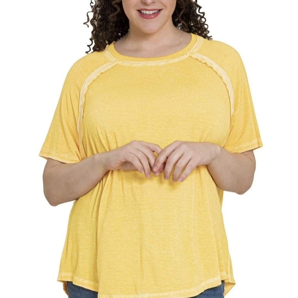 Zenana Outfitters Yellow Short Sleeve Raglan Tee